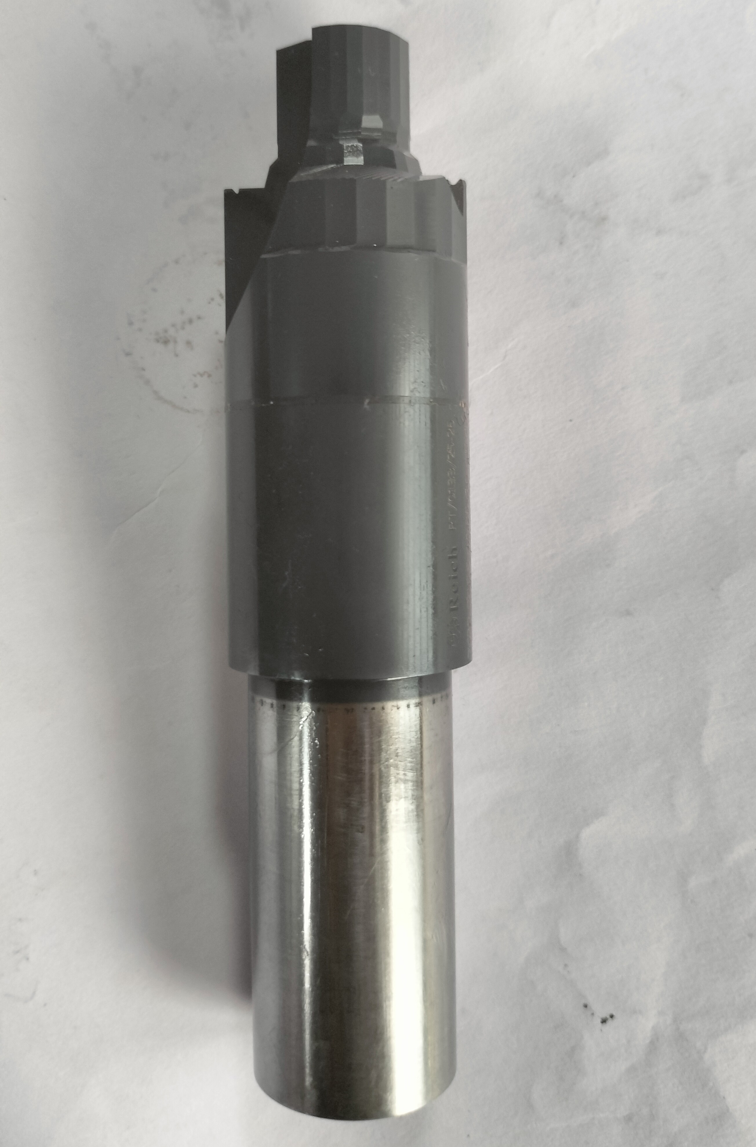 Port Tool With Ridge Groove